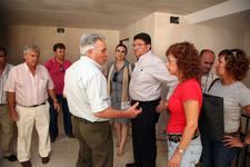 EL ALCALDE VISITA LAS OBRAS QUE SE ESTÁN REALIZANDO EN LA SEDE DE LA ASOCIACIÓN CULTURAL CASINO ROTEÑO