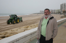 LA DELEGACION MUNICIPAL DE PLAYAS INICIA LOS TRABAJOS DE LIMPIEZA Y MANTENIMIENTO DEL LITORAL PARA SEMANA SANTA