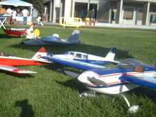 COSTA BALLENA CELEBRÓ EL DÍA DE LA BICICLETA Y UNA EXHIBICIÓN DE AEROMODELISMO