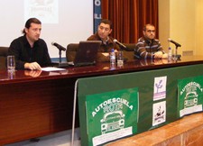 EL DELEGADO DE DEPORTES APOYA AL CLUB DE TENIS DE MESA PROMESA DE ROTA EN SU RETO PARA ASCENDER A SEGUNDA NACIONAL