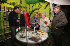 EL MERCADILLO DE TOSANTOS  2008 OFRECE A VECINOS Y VISITANTES UNA VARIADA OFERTA DE PRODUCTOS TÍPICOS DE ESTAS FECHAS      