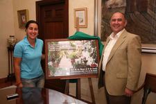 JESÚS CORRALES PRESENTA EL CARTEL ANUNCIADOR DEL II CONCURSO DE PATIOS Y RINCONES SINGULARES DE ROTA 