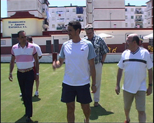 EL DELEGADO DE TURISMO Y EL ENTRENADOR DEL SEVILLA VISITARON LOS CAMPOS DE FÚTBOL MUNICIPALES