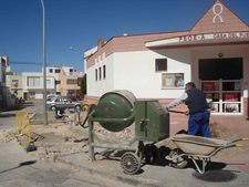 LA DELEGACIÓN DE SERVICIOS MUNICIPALES AUMENTA EL NÚMERO DE APARCAMIENTOS EN LA CALLE PÍO BAROJA