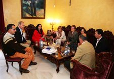 PARLAMENTARIOS ANDALUCES DEL GRUPO POPULAR MEDIARAN PARA BUSCAR UNA SOLUCION AL PROBLEMA DEL COLECTOR DE LA CALLE ECIJA