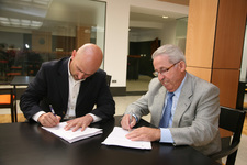 CONCLUYEN LAS OBRAS DEL NUEVO CENTRO SOCIAL MUNICIPAL QUE EL AYUNTAMIENTO HA CREADO EN LA PLAZA VICENTE BELTRÁN  