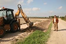 TRAS LOS DESTROZOS PROVOCADOS POR LAS LLUVIAS, LA DELEGACION DE AGRICULTURA ARREGLA LOS CAMINOS RURALES