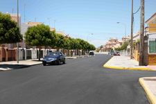 ASFALTADA EL TRAMO DE LA AVENIDA PRÍNCIPES DE ESPAÑA COMPRENDIDO ENTRE LA AVENIDA DE LOS TOREROS Y LA CALLE NUEVA JARILLA