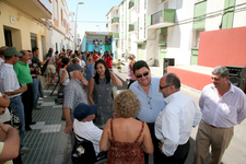 EL AYUNTAMIENTO CELEBRÓ CON LOS VECINOS DE SAGRADO CORAZÓN LA FINALIZACIÓN DE LAS OBRAS DE REFORMA REALIZADAS EN ESTA CALLE