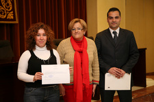 EL HOTEL ELBA COSTA BALLENA ENTREGA UNA ESTANCIA DE UN FIN DE SEMANA A LA GANADORA DEL CONCURSO DE ESCAPARATES NAVIDEÑO