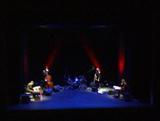 EL PÚBLICO RESPONDIÓ CON UN LLENO ABSOLUTO  AL CONCIERTO “EL ALMA BONSÁI”  DE ANTONIO TRIGO 