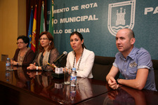 EL TALLER DE TEATRO DE LA ASOCIACION DE MINUSVALIDOS DE ROTA REPRESENTARA ESTE SABADO LA OBRA \