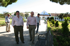 EL CEMENTERIO MUNICIPAL SE PREPARA PARA LA CELEBRACION DEL DIA DE TODOS LOS SANTOS