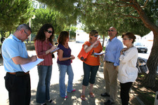 EL DELEGADO DE SERVICIOS MUNICIPALES ESCUCHÓ “IN SITU” LAS PETICIONES DE LOS VECINOS DEL DISTRITO DE LA ZONA DEL MOLINO 