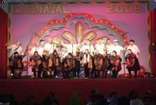 LA DELEGADA DE FIESTAS PREPARA CON EL JURADO Y LAS AGRUPACIONES LA CELEBRACIÓN DE LA FASE PREMILINAR DEL FESTIVAL CARNAVALESCO