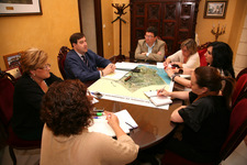 EL EQUIPO DE GOBIERNO REVISA LAS PROPUESTAS Y DEMANDAS DE ROTA CON EL GERENTE DEL CONSORCIO METROPOLITANO DE TRANSPORTE