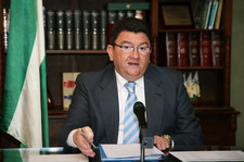 EL ALCALDE INSTA AL GRUPO MUNICIPAL SOCIALISTA A TRABAJAR JUNTO AL GOBIERNO MUNICIPAL