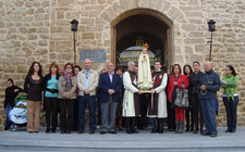 LA IMAGEN PEREGRINA DE LA VIRGEN DE FÁTIMA VISITA EL PALACIO MUNICIPAL CASTILLO DE LUNA 
