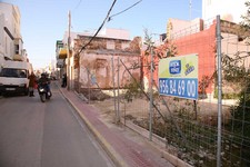 EL DELEGADO DE LIMPIEZA DESMIENTE QUE EXISTAN VERTEDEROS INCONTROLADOS EN LAS PARCELAS DE ARGÜELLES Y SAN CAYETANO