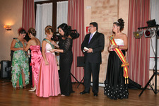 LA DAMA MAYOR, SU CORTE DE HONOR Y LA XI EXALTADORA PARTICIPARON EN LA CENA-BAILE CELEBRADA EN SU HONOR