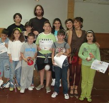 LA SALA ALTERNATIVA ACOGIÓ EL TALLER DE MALABARES “¡EQUILIBR-ARTE!” DE LA DELEGACIÓN DE SERVICIOS SOCIALES 