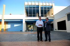 EL DELEGADO DE COSTA BALLENA VISITA LAS OBRAS DEL FUTURO MERCADONA