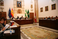 APROBADO EL CONVENIO QUE PERMITIRA EL DESARROLLO DE UN POLIGONO INDUSTRIAL EN LOS PAGOS DE MARISMILLAS Y DEHESILLAS