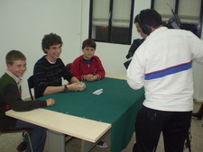 EL TALLER DE MAGIA DEL PROGRAMA “CIUDADES ANTE LAS DROGAS” ATRAE A LOS JÓVENES DE LA CIUDAD