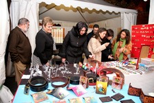 GRAN AFLUENCIA DE PÚBLICO EN UNA NUEVA EDICIÓN DEL MERCADILLO DE NAVIDAD 