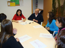 LA DELEGADA DE FIESTAS PREPARA EL CORTEJO DE LA CABALGATA DE LOS REYES MAGOS