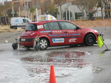 AREMSA CELEBRÓ UN CURSO DE ‘CONDUCCIÓN AVANZADA DE SEGURIDAD’ PARA LOS ENCARGADOS DE LOS AUTOBUSES URBANOS